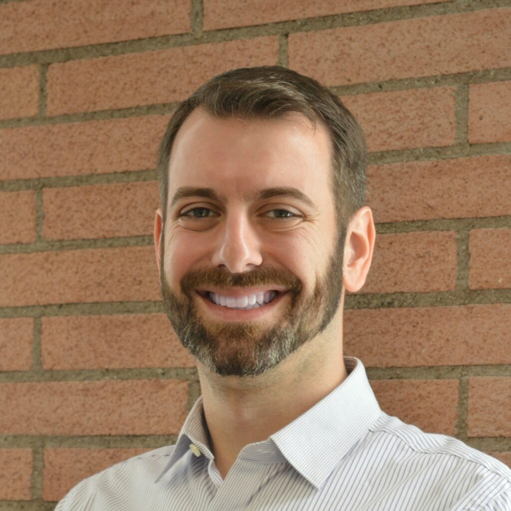 Zach Gassoumis Headshot